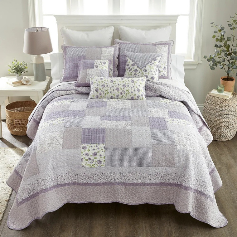 Lavender Rose Bedding Collection