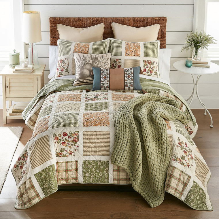 Peach Rose Bedding Collection